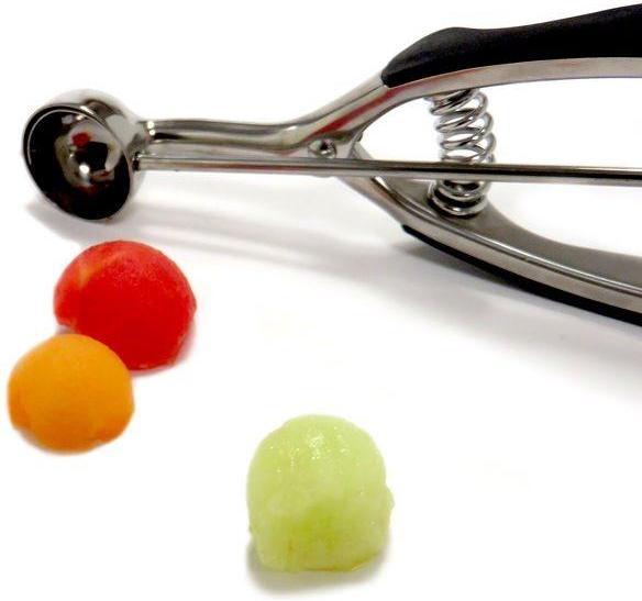 Norpro - 37mm Scoop with Santoprene Handle - 702