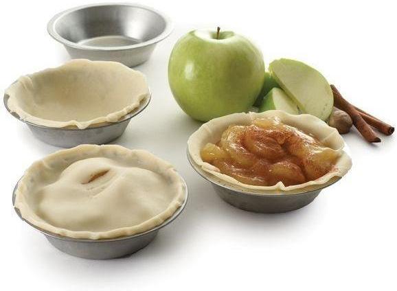 Norpro - 4 Piece Mini Pie Pans - 3711