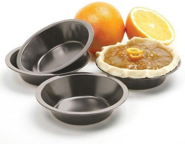 Norpro - 4 Piece Nonstick Mini Pie Pans - 3911