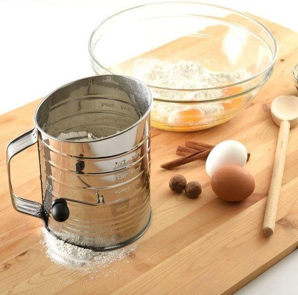 Norpro - 5 Cup Rotary Sifter - 137