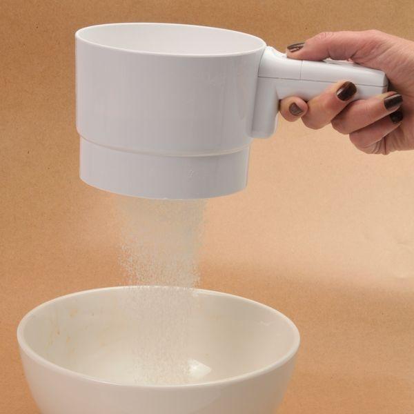 Norpro - 5 Cup White Battery Operated Sifter - 140