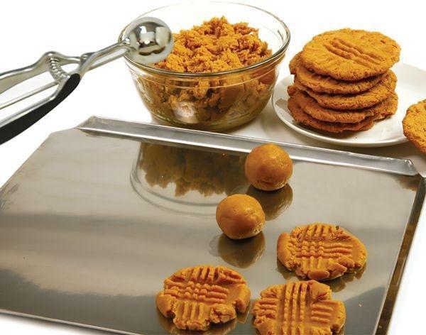 Norpro - 53mm Scoop with Santoprene Handle - 704