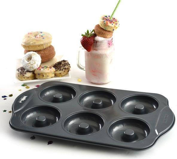 Norpro - 6 Hole Nonstick Donut Pan - 3982