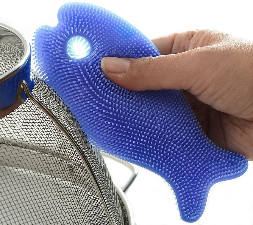 Norpro - Fish Silicone Brush - 1093