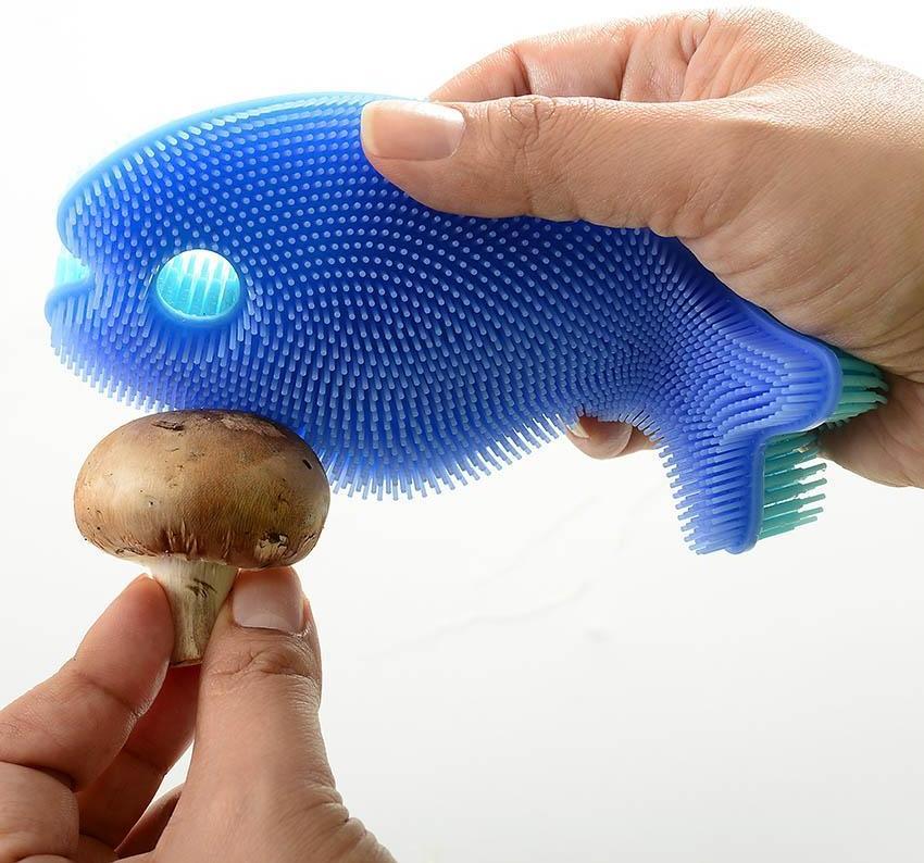 Norpro - Fish Silicone Brush - 1093