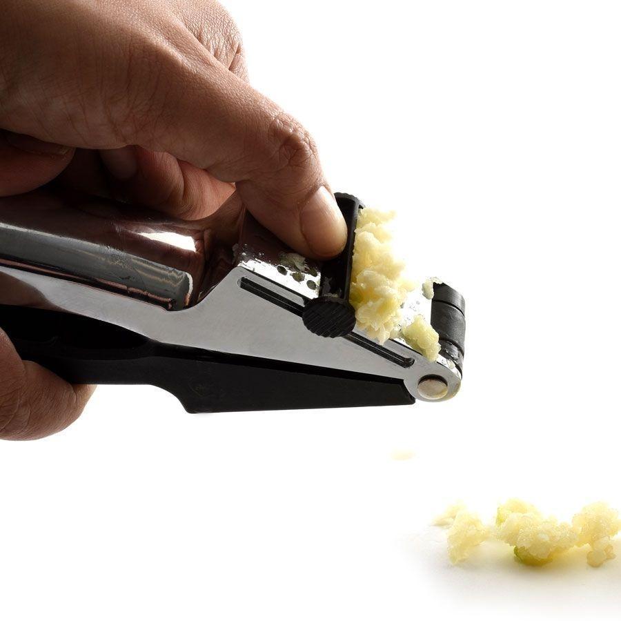 Norpro - Garlic Press/Slicer with Cleaner - 1149