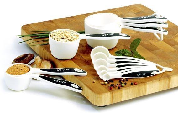 Norpro - Grip-Ez 12 Piece Measuring Cups & Spoons Set - 3042