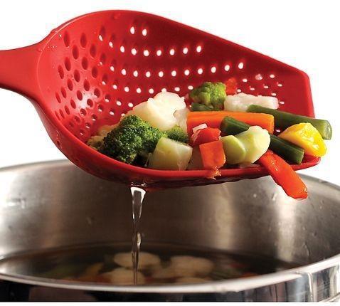 Norpro - Large Scoop Colander - 2172
