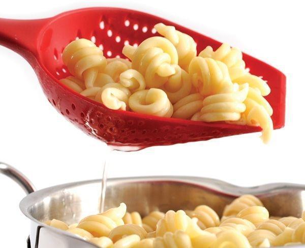 Norpro - Large Scoop Colander - 2172