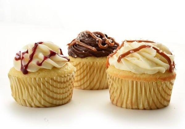 Norpro - Muffin Gold Swirl Cups (75 Pieces) - 3442