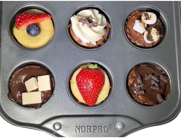 Norpro - Nonstick Mini Cheesecake Pan with Removable Bottoms - 3917