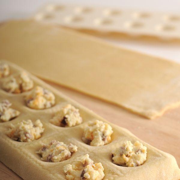 Norpro - Ravioli Maker with Press & Roll Pin - 1241