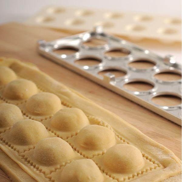 Norpro - Ravioli Maker with Press & Roll Pin - 1241