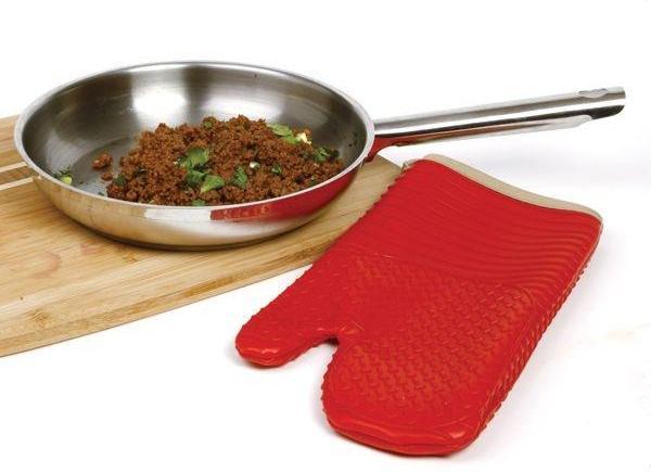 Norpro - Red Silicone/Fabric Glove - 414R