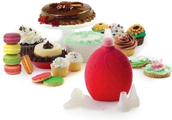 Norpro - Silicone Icing Decorator with 6 Tips - 3556