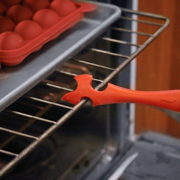 Norpro - Silicone Oven Rack Push/Pull - 1229