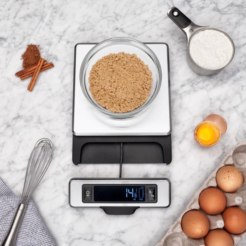 OXO - 11 lb Stainless Steel Food Scale with Pull-Out Display - 11214800G