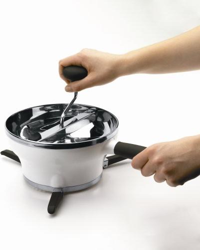 OXO - 2.3 QT Food Mill with 3 Discs - 1071478SS