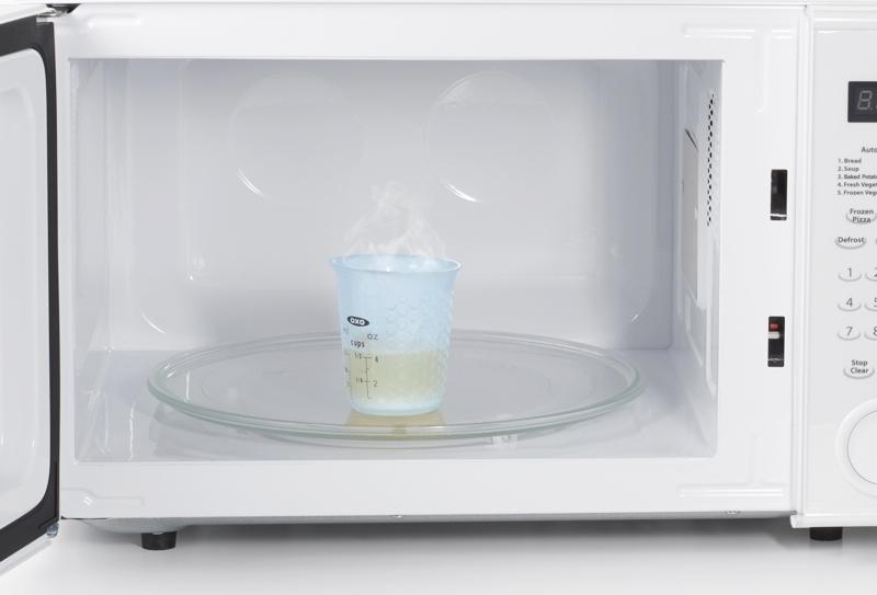 OXO - 4 oz Mini Squeeze & Pour Silicone Measuring Cup - 11161200G