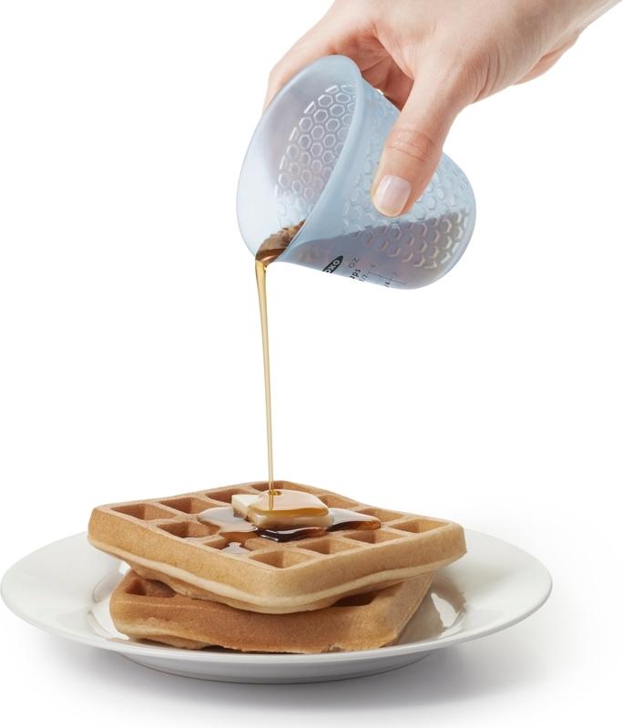 OXO - 4 oz Mini Squeeze & Pour Silicone Measuring Cup - 11161200G