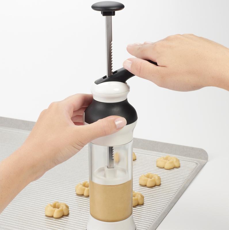 OXO - Cookie Press with 12 Decorative Discs & Storage Case - 1257580WH