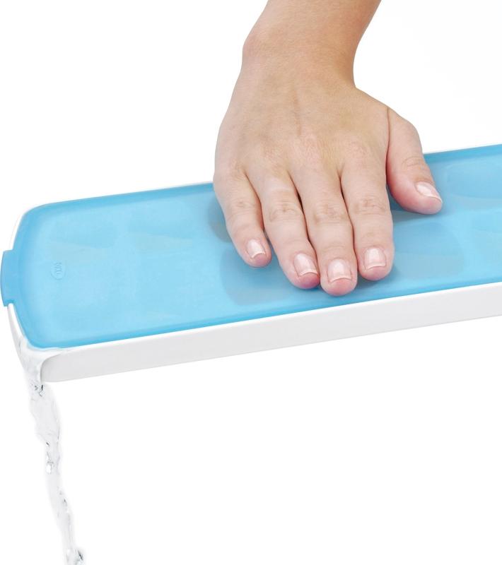 OXO - No-Spill Ice Cube Tray - 1132080BL