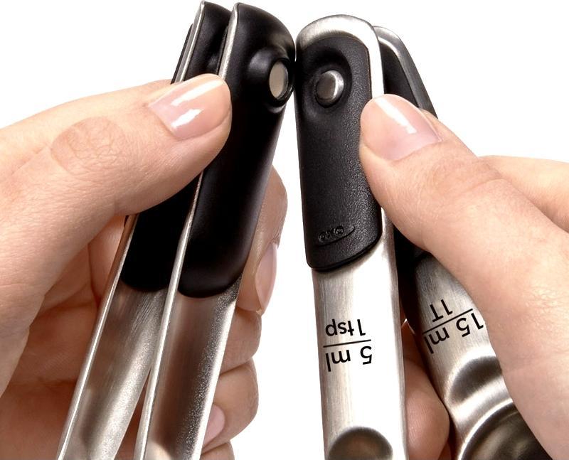 OXO - Pack of 4 Stainless Steel Measuring Spoons - 11137600G