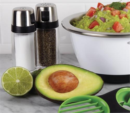 OXO - Salt & Pepper Shaker Set - 1234780CL