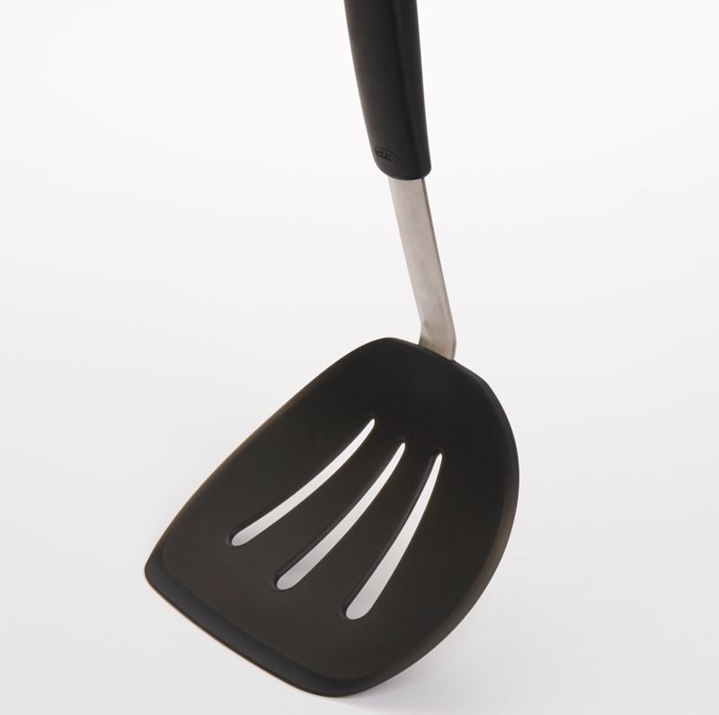 OXO - Silicone Flexible Pancake Turner - 1071533BK