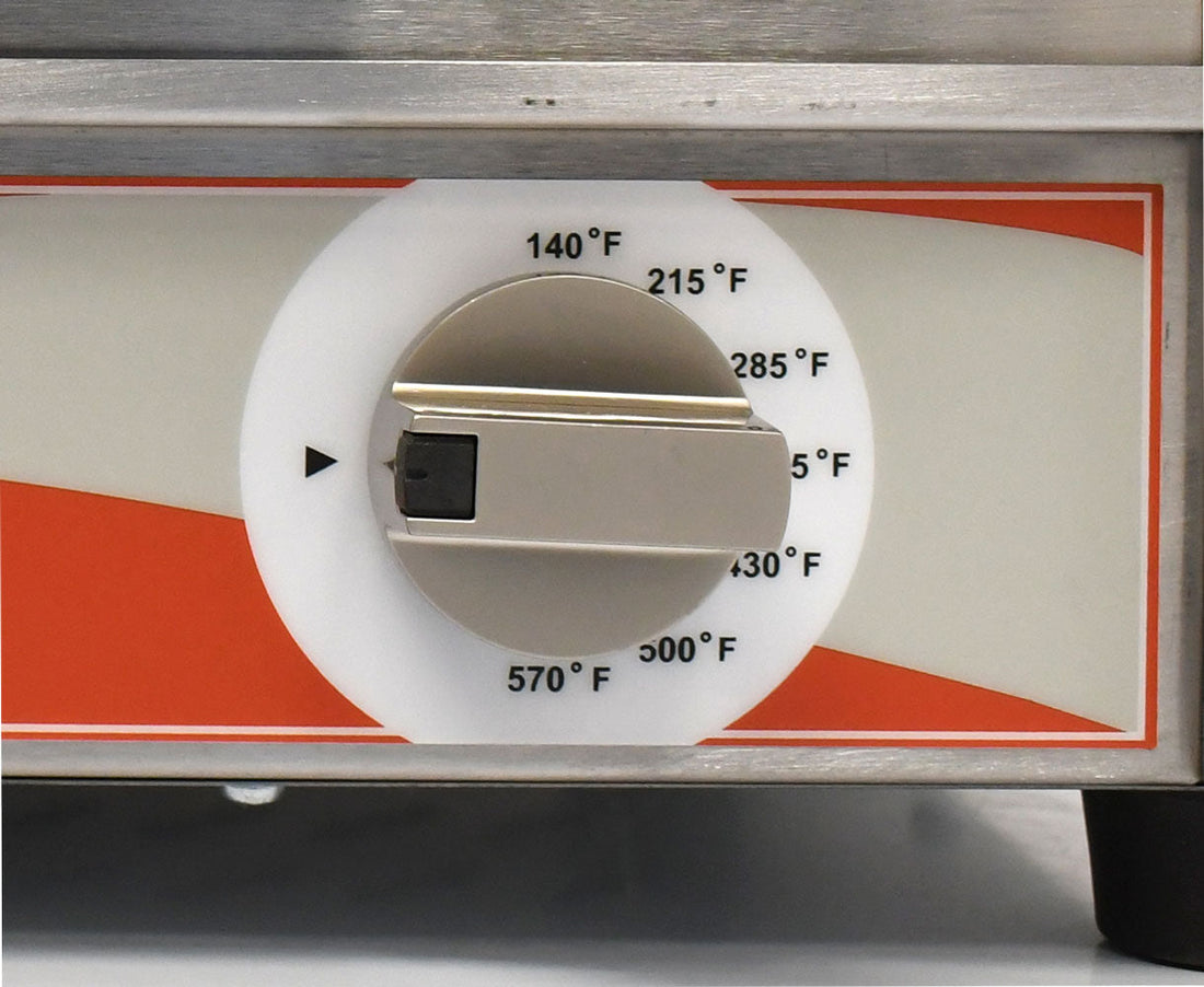 Omcan - 10” x 11” Single Panini Grill with Ribbed Surfaces - PG-CN-0515