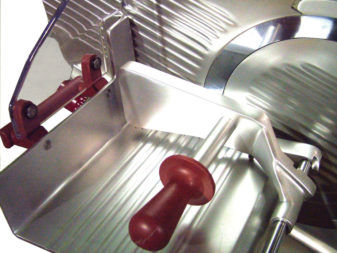 Omcan - 13” Gear-Driven Slicer 0.47 HP Motor - MS-IT-0330-F