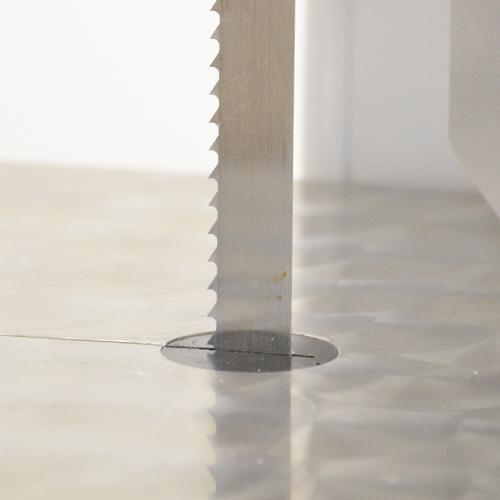 Omcan - 1.5 HP 72" Blade Large Body Tabletop European Band Saw - BS-IT-1829-L