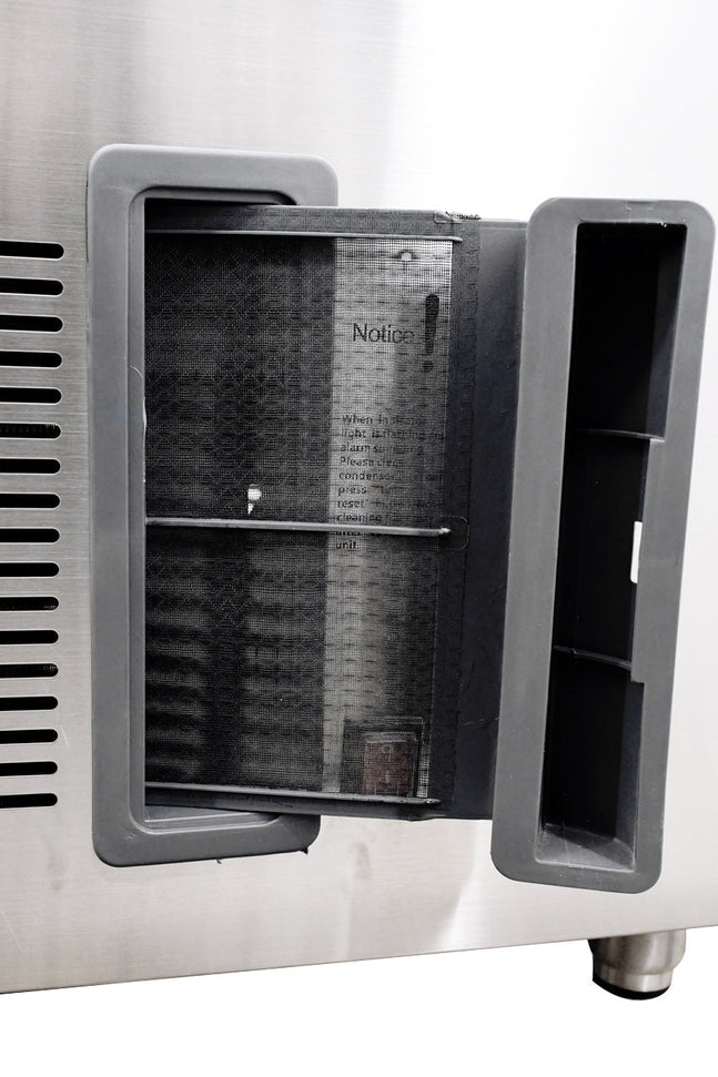 Omcan - 28" Ice Maker with 70 lb Capacity - IC-CN-0060