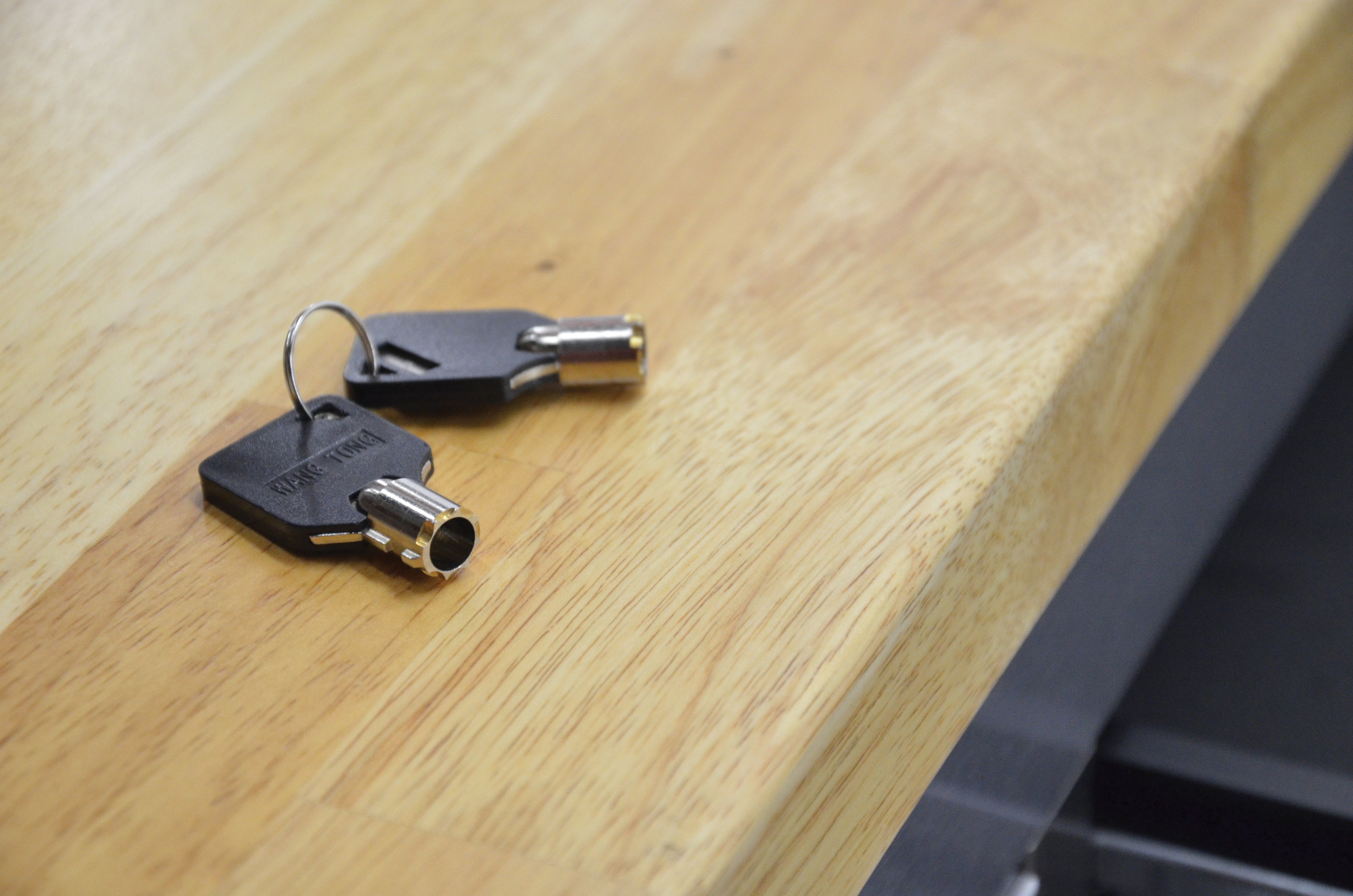 Omcan - 56” Mobile Workbench with 10 Drawers - 40463 – ChefSupplies.ca