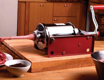 Omcan - 6 lbs Capacity Elite Moderate-Duty Horizontal Sausage Stuffer - 13730