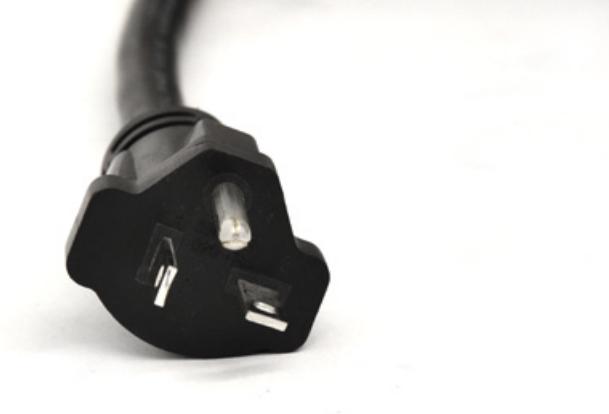 Omcan - Electric Stainless Steel Griddle with Half Smooth Half Ribbed Surface - CE-CN-0610-FR