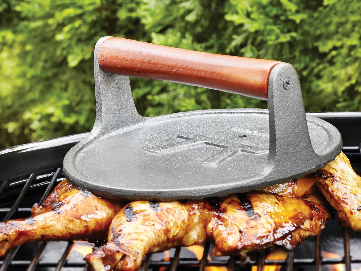 Outset - 8" Round Cast Iron Grill Press - Q112