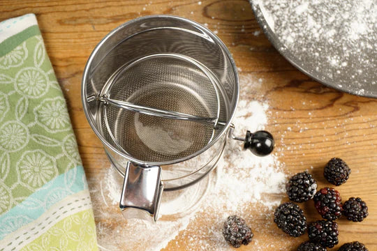 RSVP International - Endurance 5-Cup Crank Style Flour Sifter - SIFT5CR
