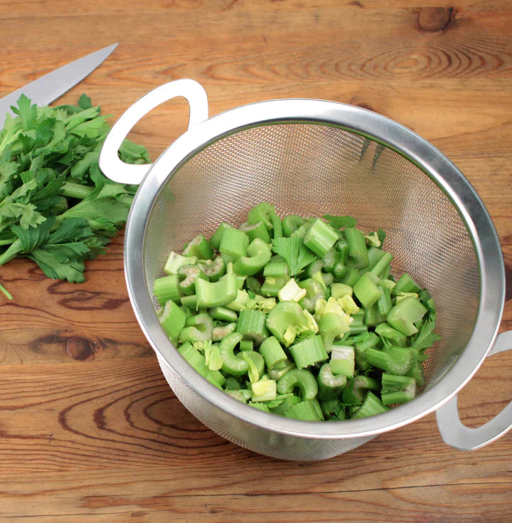 RSVP International - Endurance Wide Rim Mesh Basket - MRIM8