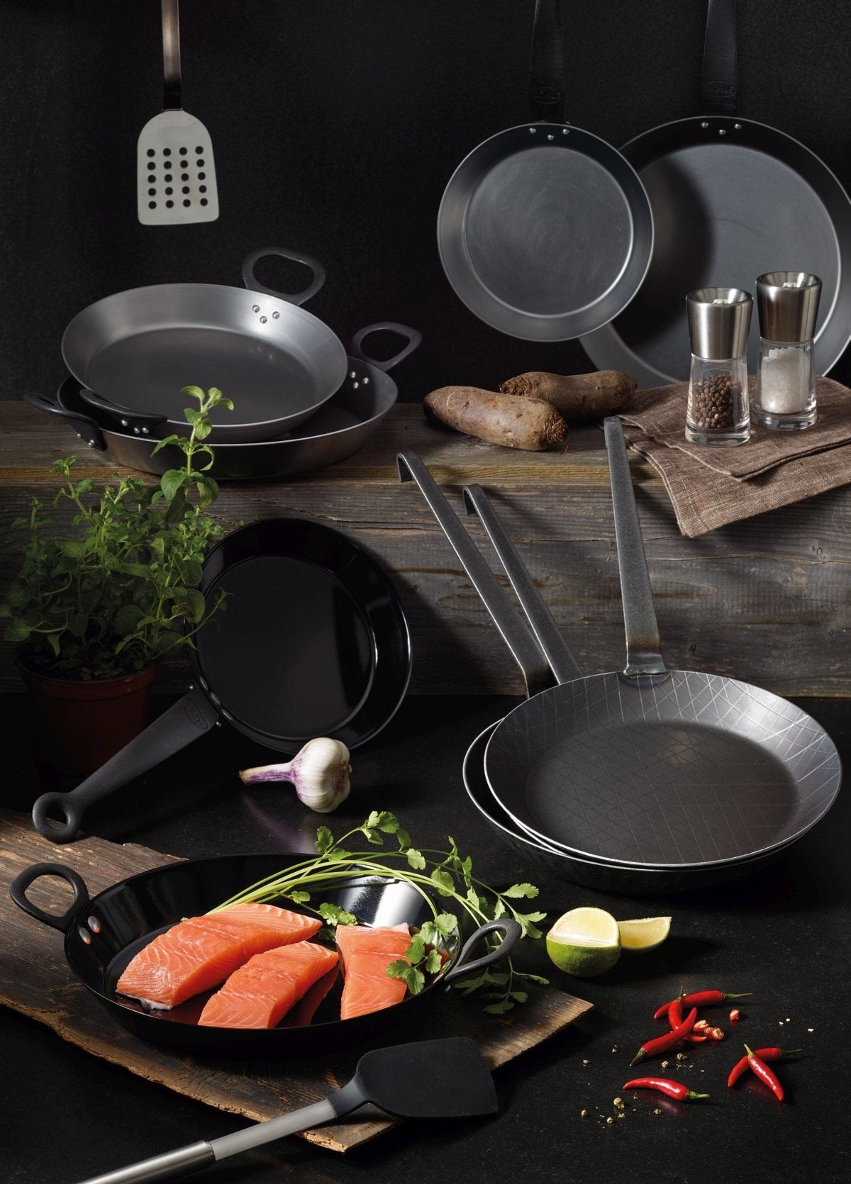 Rosle - 11" Forged Iron Frying Pan 1888 (28 cm) - 95729