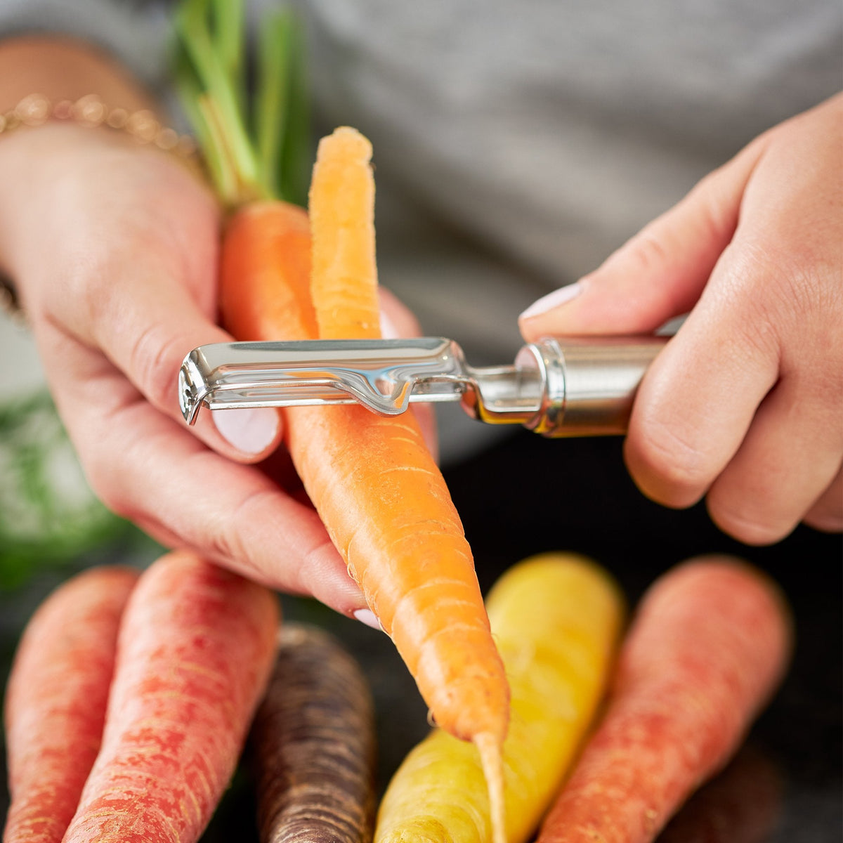Rosle - Swivel Peeler Left Hand - 12734