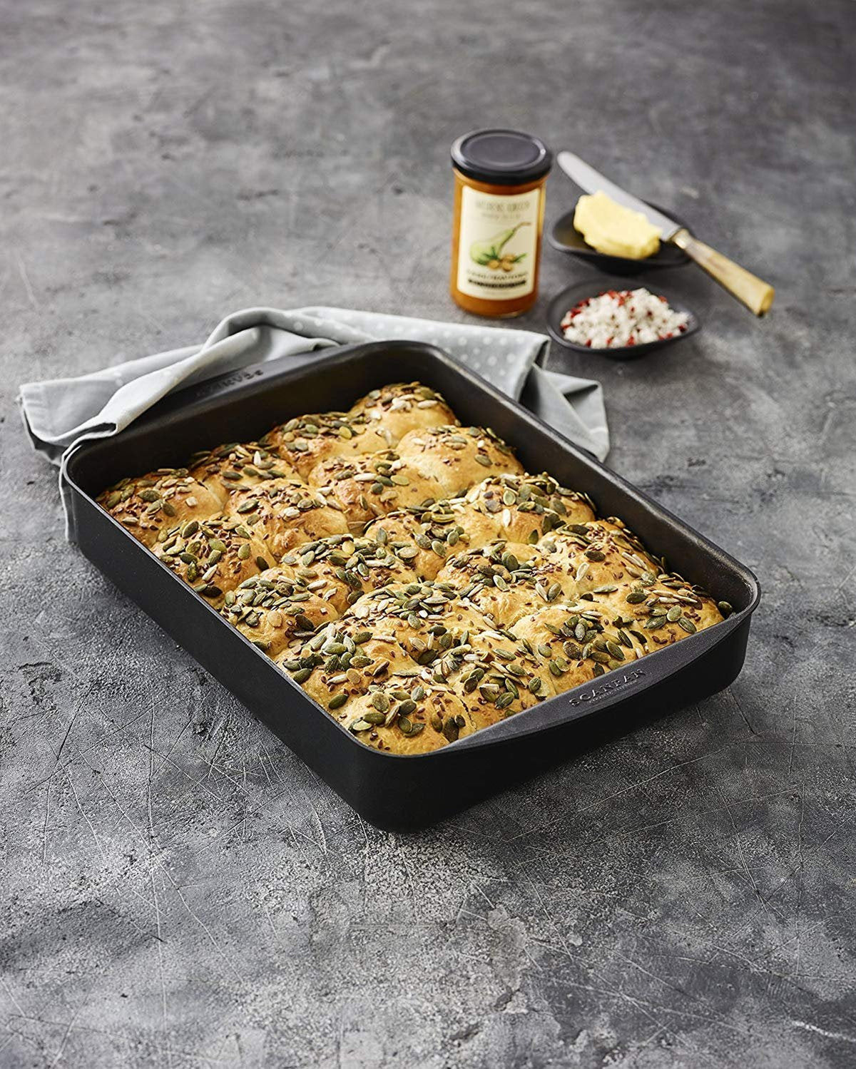 Scanpan - Classic 5.2 L Roasting Pan (15.25" x 10.5") - S35321200