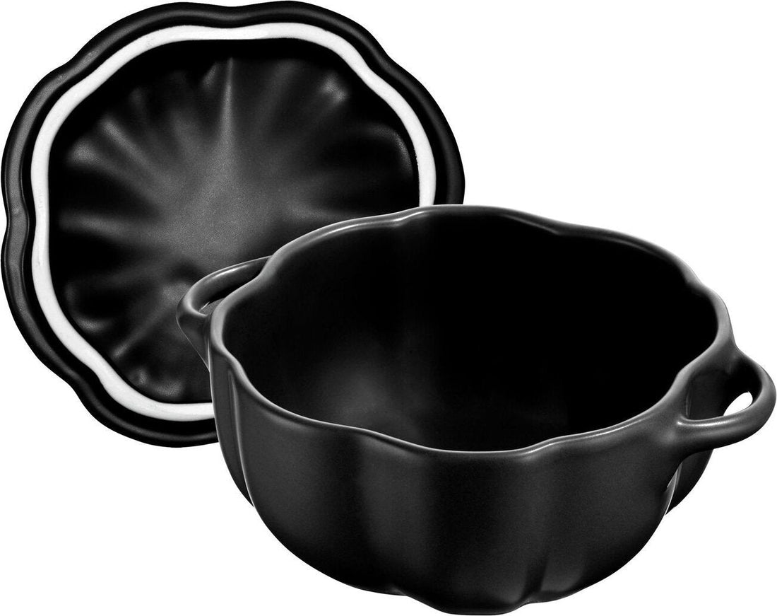 Staub - 0.5 QT Ceramic Pumpkin Cocotte Black 0.5 L - 40508-548