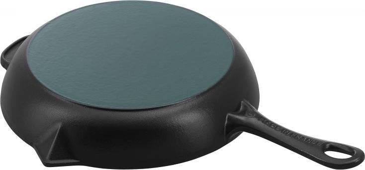 Staub - 10" Cast Iron Fry Pan Black (26 cm) - 40510-617