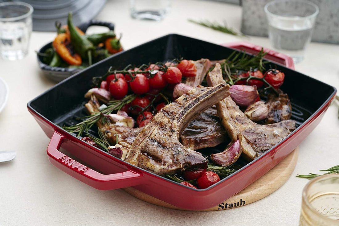 Staub - 11" Cast Iron Square Pure Grill Pan Cherry Red (28 cm) - 40511-685