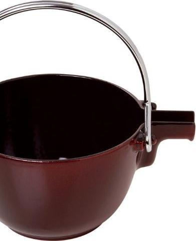Staub - 1.16 QT Cast Iron Tea Kettle Grenadine 1.1L - 40509-424