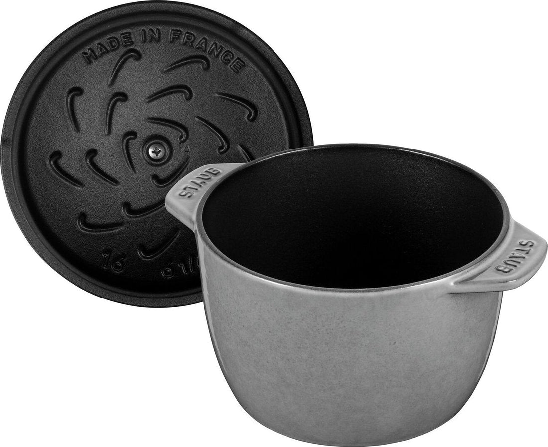 Staub - 1.5 QT Round Cast Iron Cocotte Graphite Grey 1.8L- 40509-703