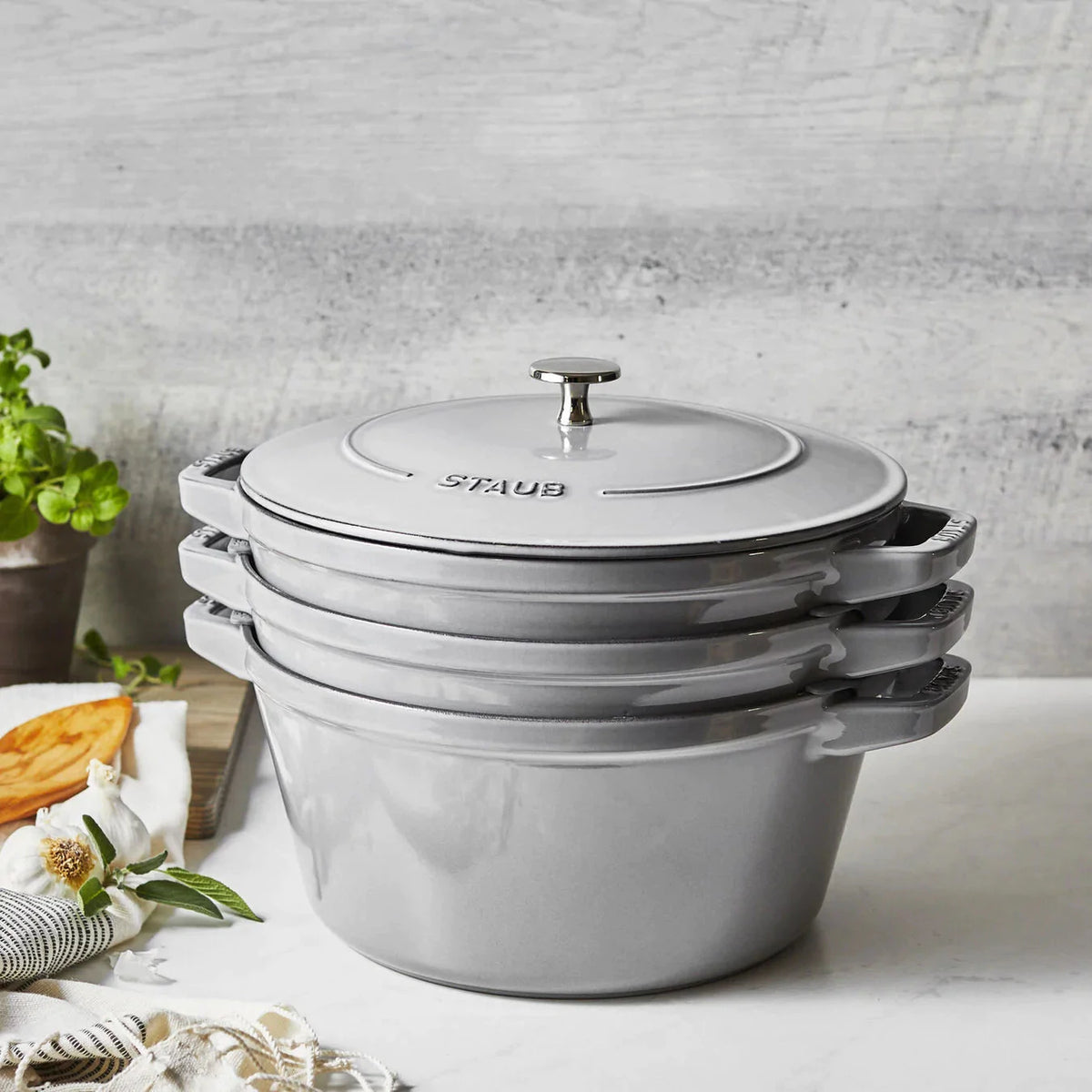 Staub - 4 PC 10" Cast Iron Stackable Cocotte Set Grey - 1010767