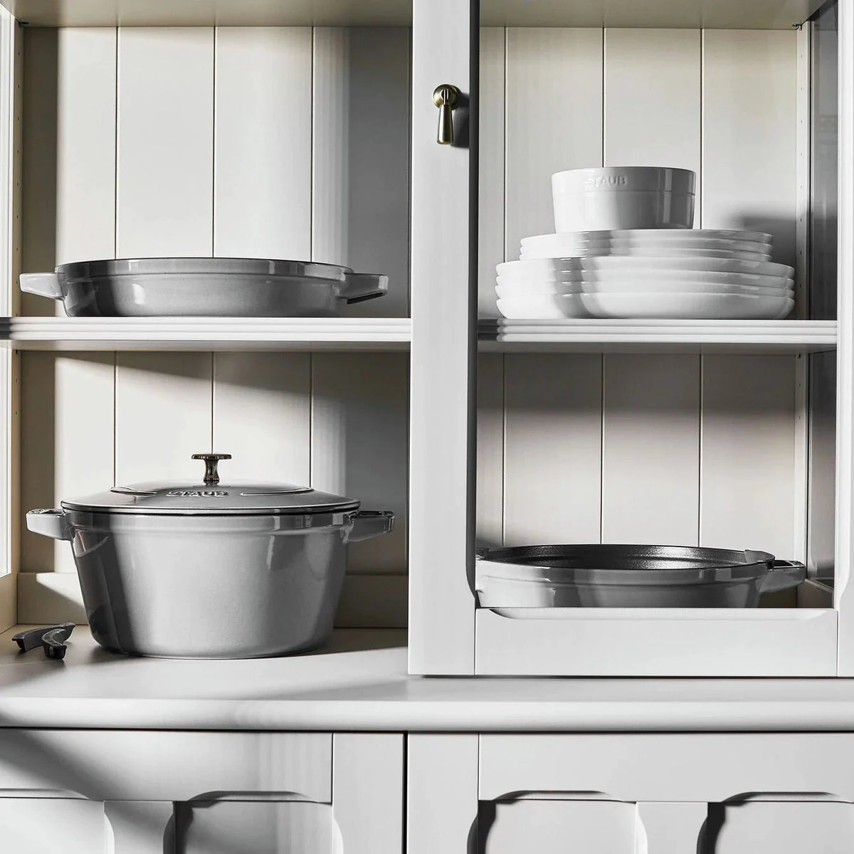 Staub - 4 PC 10" Cast Iron Stackable Cocotte Set Grey - 1010767