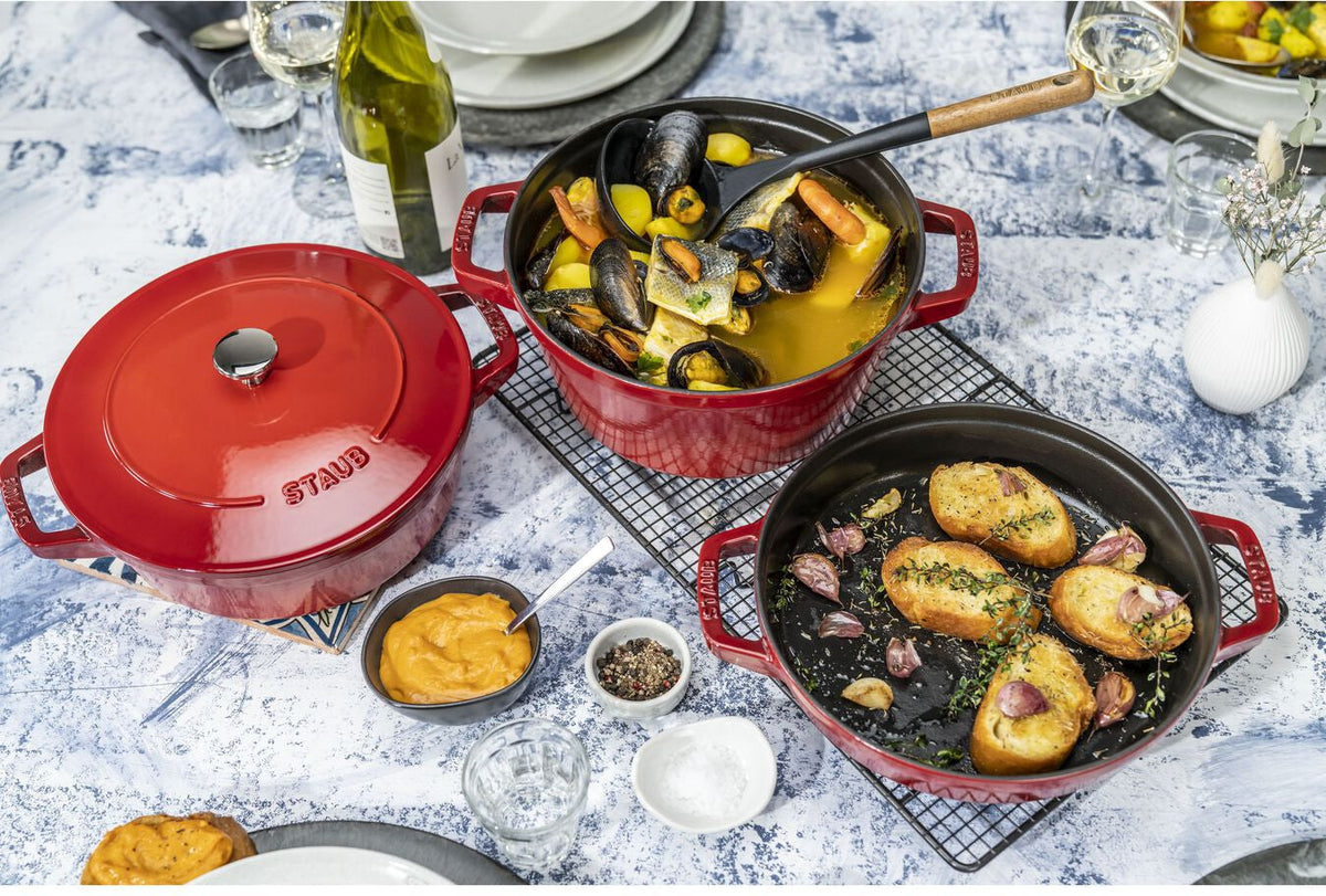 Staub - 4 PC 9.5" Cast Iron Stackable Cocotte Set Cherry - 1010887